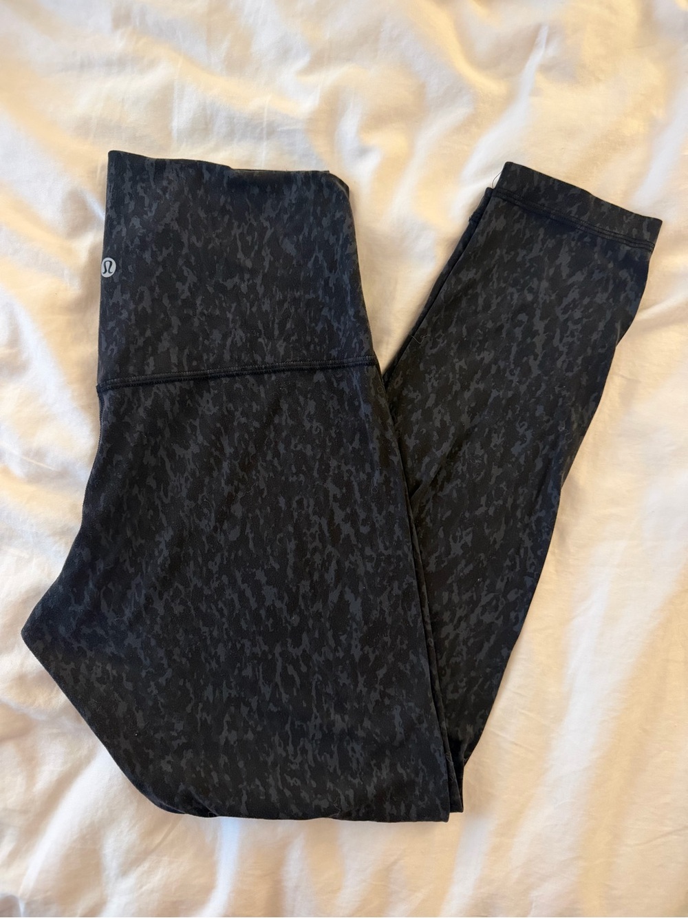 lululemon Align Pant High-Rise 25" women's black animal print leggings